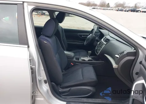 2016 Nissan Altima 2.5/2.5 S/2.5 Sl/2.5 Sr/2.5 Sv z USA, uszkodzony, nr VIN 1N4AL3AP6GC217141